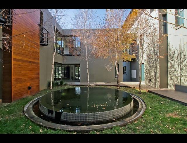 4 BEDROOM HOUSE TO LET IN MELROSE